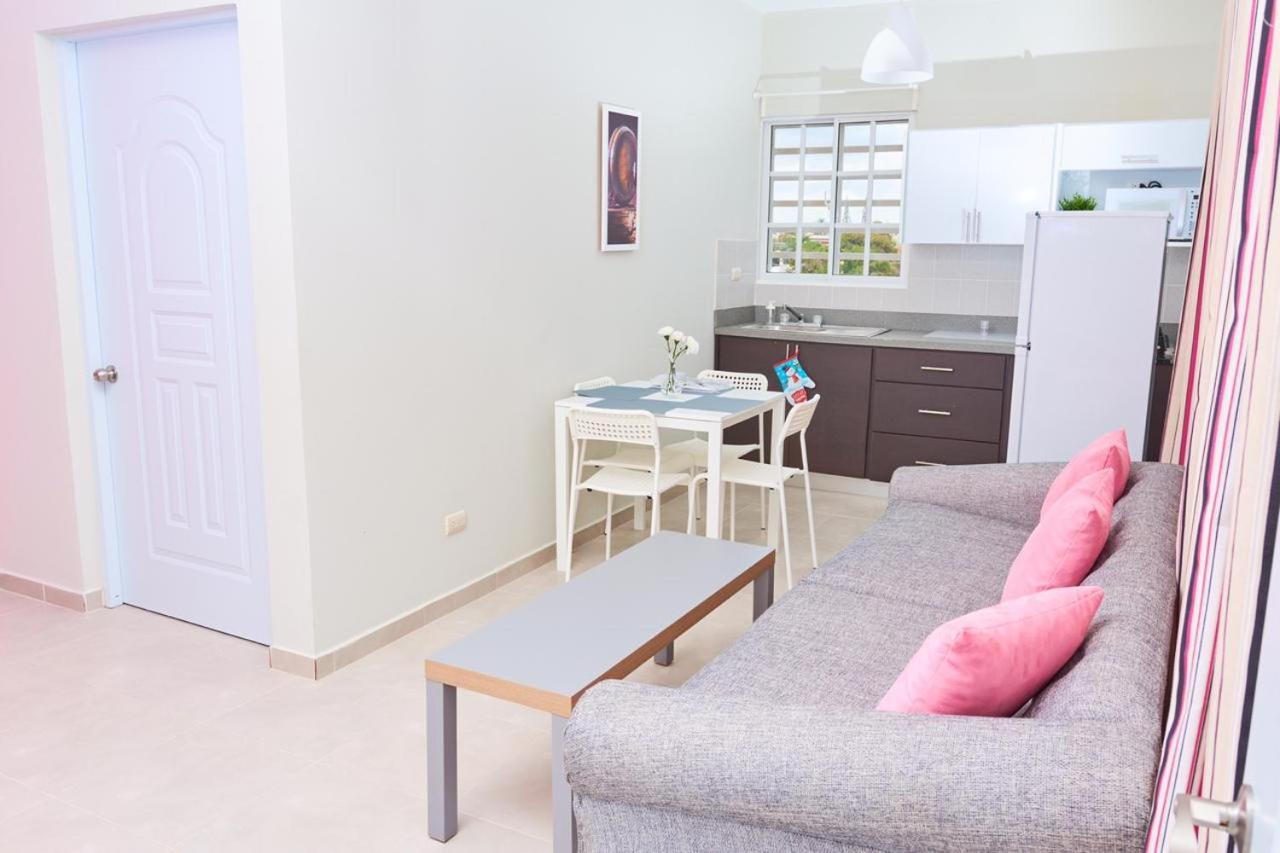 Apartahotel Macadana ナグア エクステリア 写真