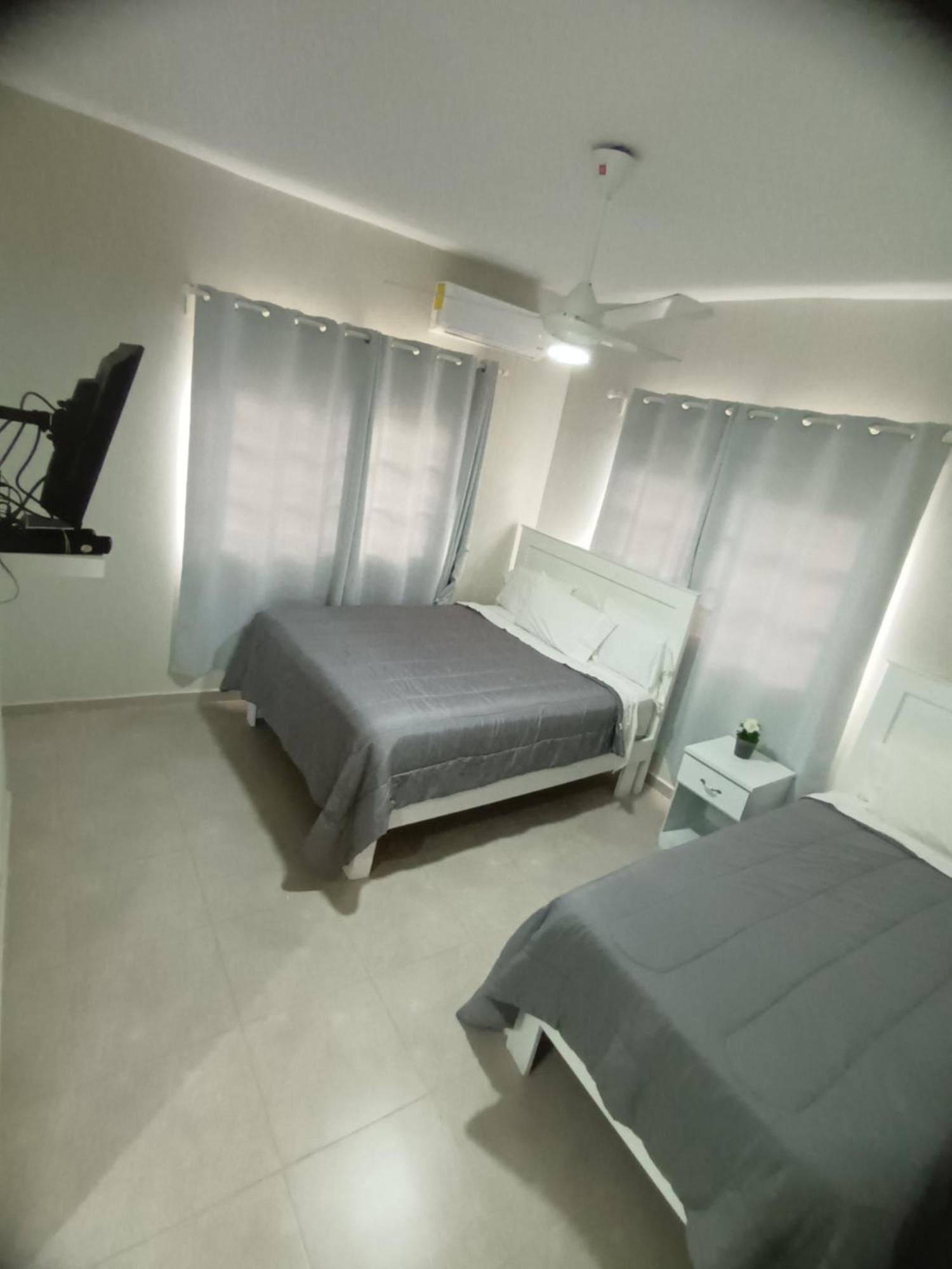 Apartahotel Macadana ナグア エクステリア 写真